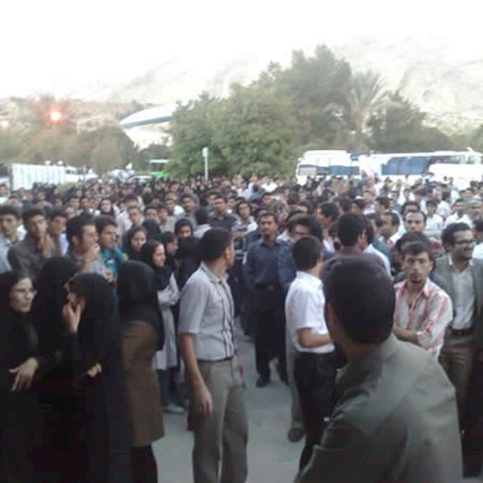  دانشجویان دانشگاه علوم پزشکی شیراز 