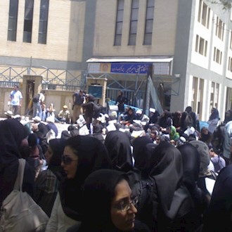 تجمع اعتراضی دانشجویان - 