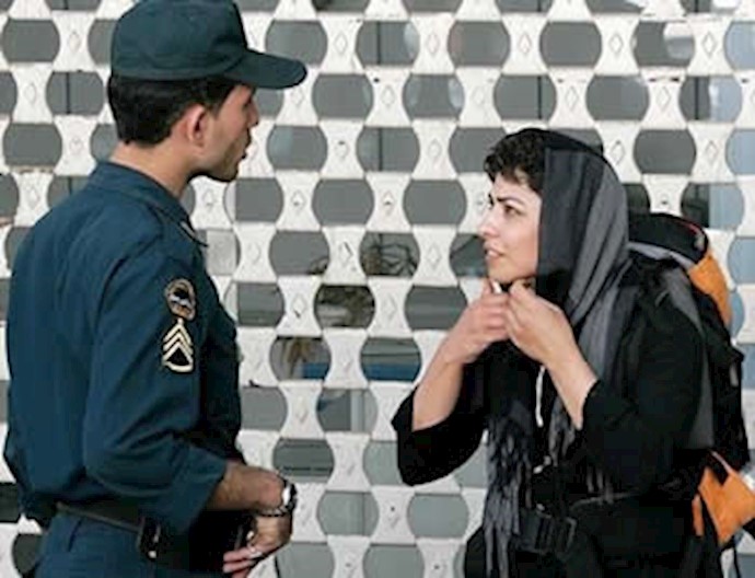 سرکوب زنان