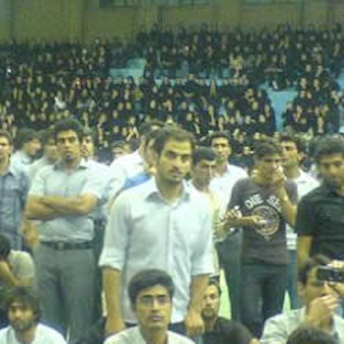 تظاهرات اعتراضی دانشجویان دانشگاه زنجان