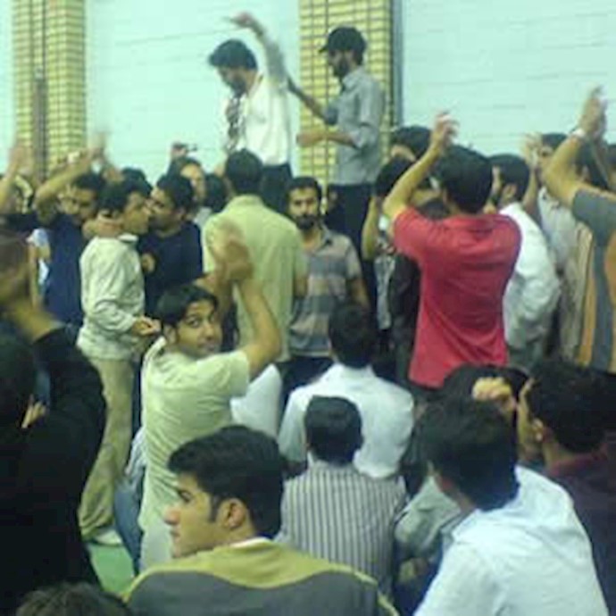 حرکت اعتراضی دانشجویان زنجان وارد سومین روز خود شد