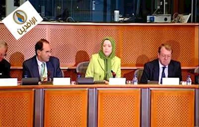 جلسه پارلمانی  با حضور خانم مریم رجوی در بروکسل
