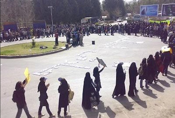 تظاهرات ضد حکومتی دانشجویان دانشگاه شیراز
