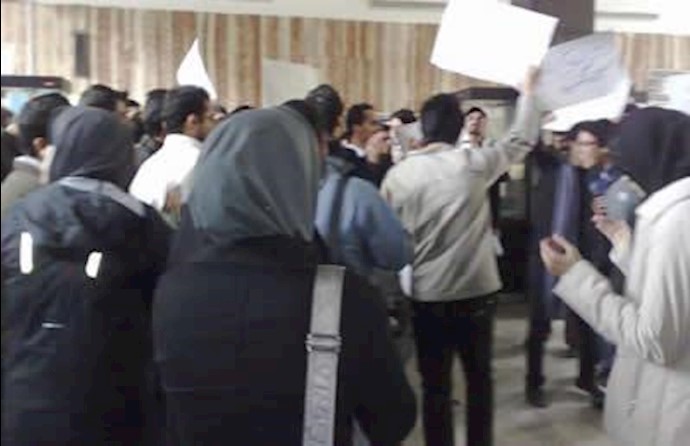 تجمع اعتراضی دانشجویان خواجه نصیر- آرشیو
