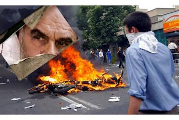 قیام سراسری مردم ایران تا سوزاندن ریشه رژیم ضدبشری  سر باز  ایستادن ندارد