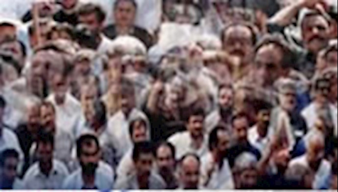 تظاهرات مردم همدان در جریان سفر پاسدار احمدی نژاد به همدان ـ آرشیو
