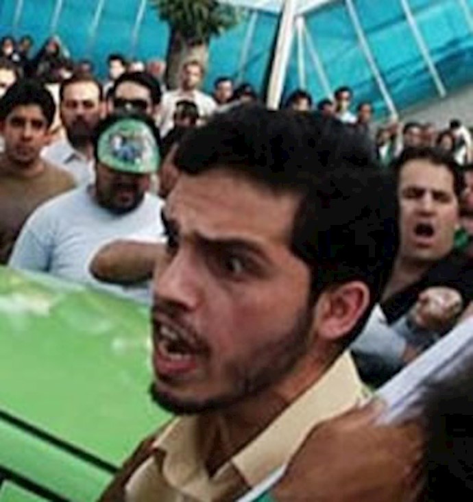 یکی از جنایتکاران لباس شخصی