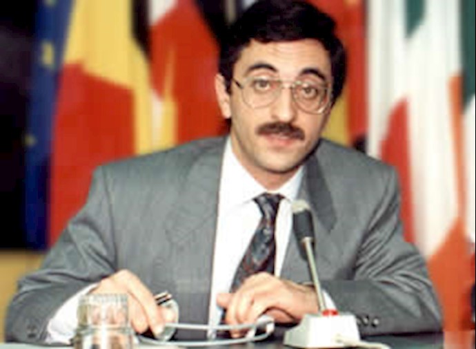 بهزاد نظیری عضو کمیسیون خارجه شورای ملی مقاومت 