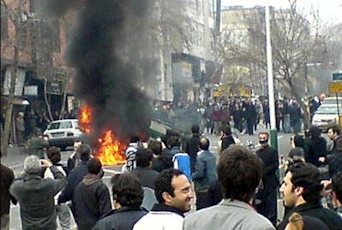 قیام عاشورا, لرزه سرنگونی بر اندام رژیم ضدبشری