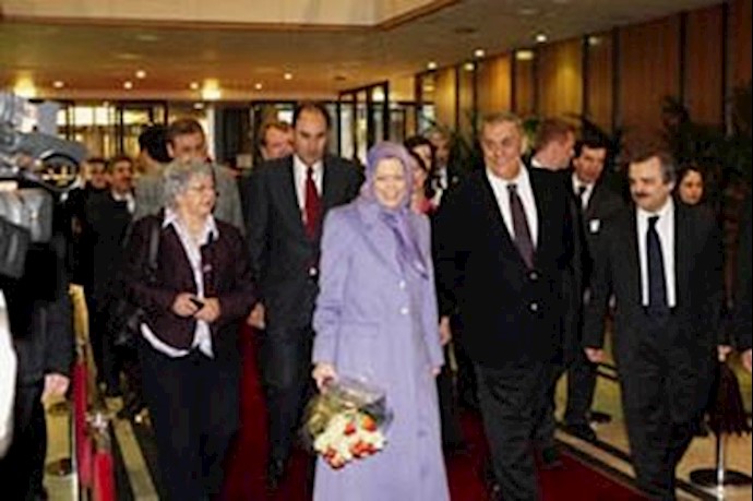 خانم مریم رجوی در پارلمان اروپا - بروکسل