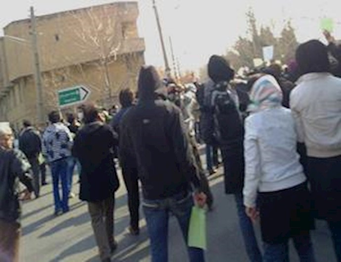 تظاهرات ضدحکومتی مردم تهران-22بهمن