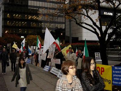 کارزار جهانی دفاع از اشرف ـ تظاهرات هواداران مجاهدین در ونکوور