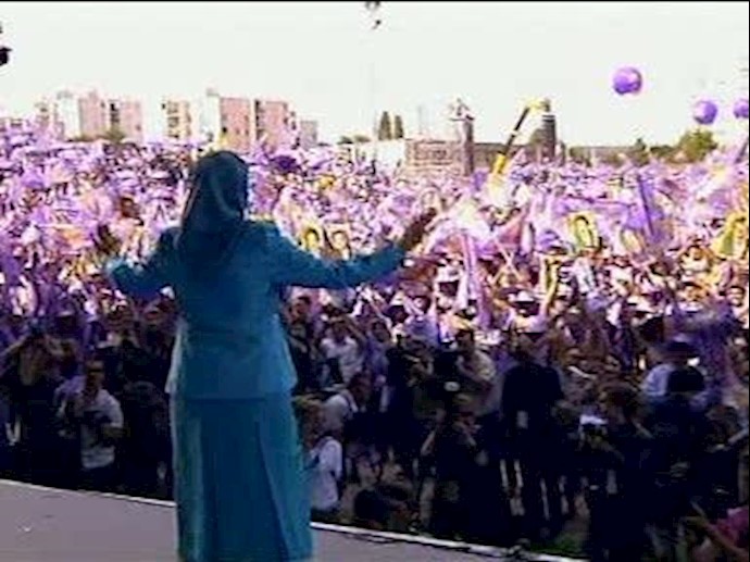 بزرگترین تجمع ایرانیان در خارج کشور در تاورنی برگزار شد