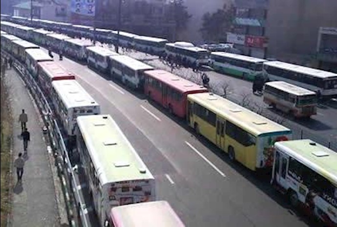 ستون اتوبوسهای نمایش ساندیسی 