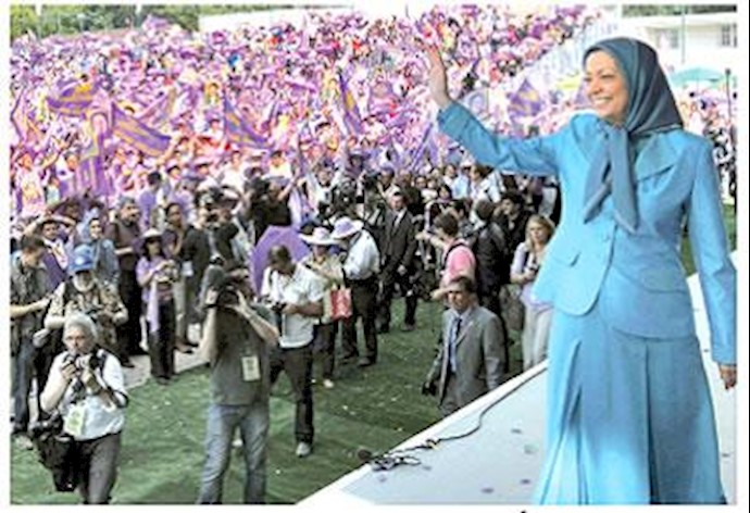 گردهمایی عظیم ایرانیان در تاورنی