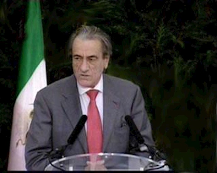 آقای موریس بوسکاور، شهردار تاورنی