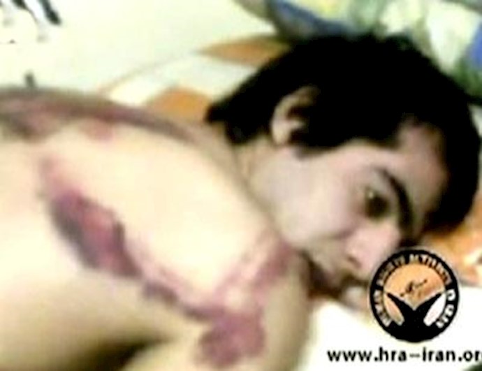محسن بیک‌وند که بارها توسط شکنجه﻿گران زندان گوهردشت مورد شکنجه﻿های وحشیانه قرار گرفته بود