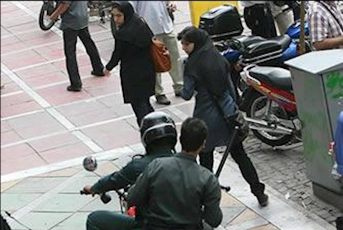 ضرب و شتم زنان در تظاهرات - آرشیو