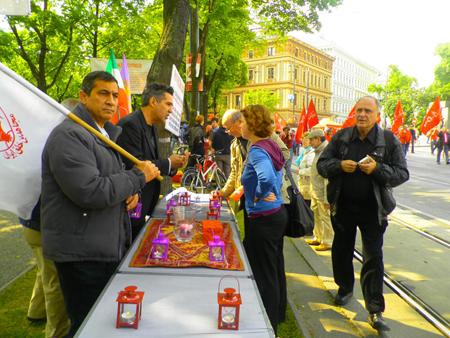 آکسیون اعتراضی هواداران مقاومت ایران در وین در حمایت از اشرف