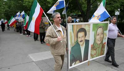 تظاهرات ایرانیان آزاده و شریف در تورنتو کانادا در حمایت از اشرف