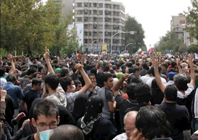 تظاهرات مردم تهران - آرشیو