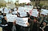 گوشه ای از تظاهرات ۱۳۸۴ زنان تهران در بزرگداشت روز جهانی زن در پارک دانشجو