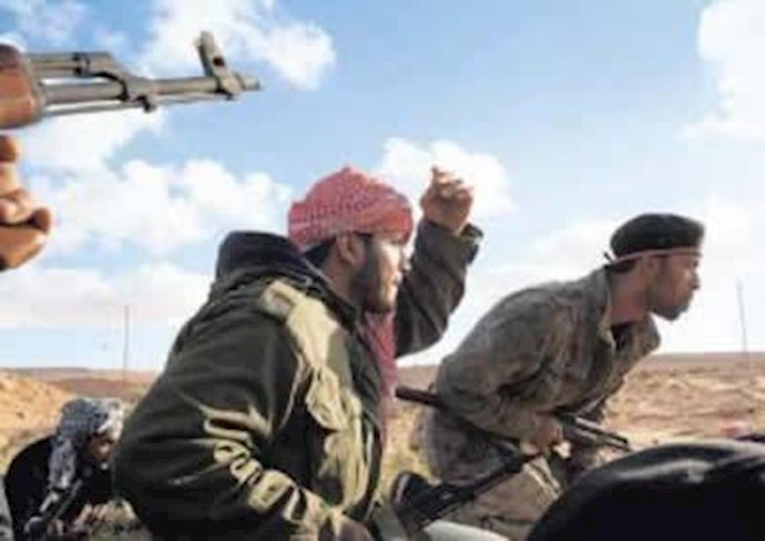 قیام کنندگان مسلح در لیبی برای تهاجم آماده می شوند