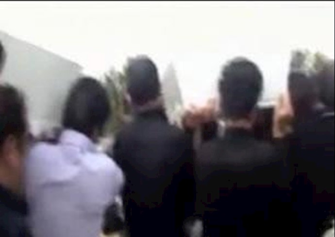 محمد و عبدالله فتحی كه در زندان اصفهان اعدام شدند