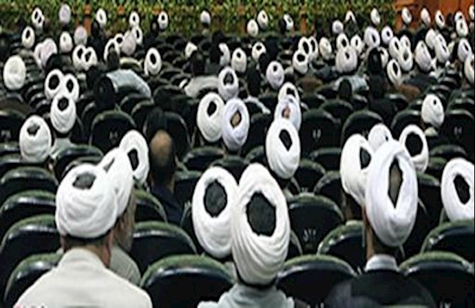 شقه درمان  ناپذیر رژیم آخوندی
