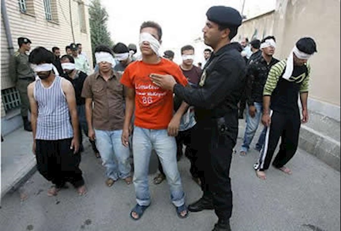 دستگیری جوانان - آرشیو