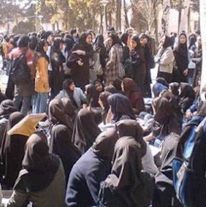 فشارهای شدید بر دانشجویان دختر در دانشگاه تهران - آرشیو