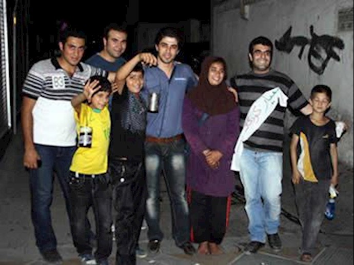 جوانان تهرانی به کمک کودکان کار شتافتند