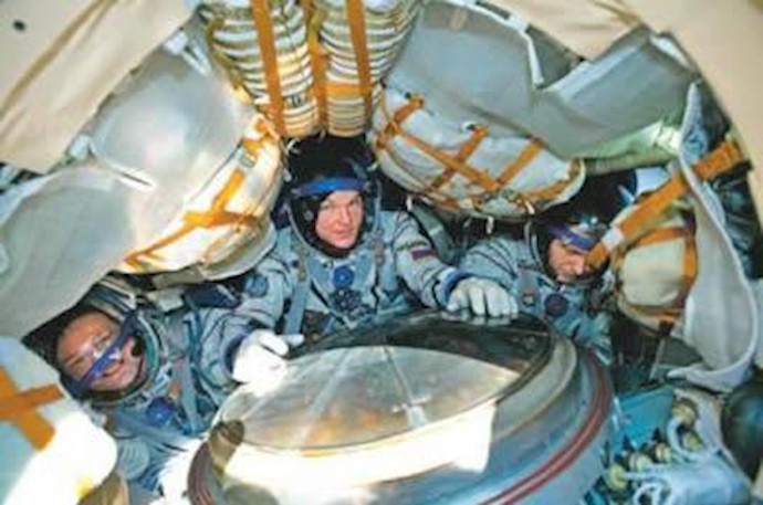 فضانوردان سایوز تی ام ای به زمین بازگشتند