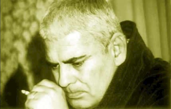 احمد شاملو