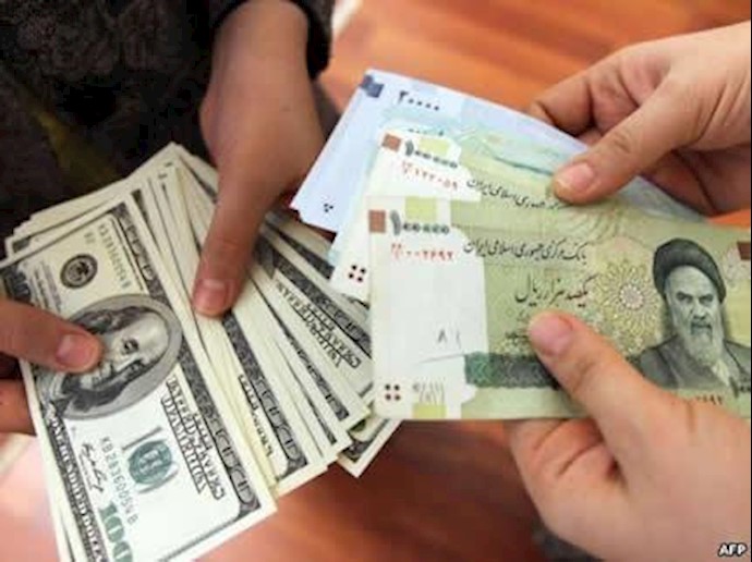 سقوط ارزش ریال در برابر دلار