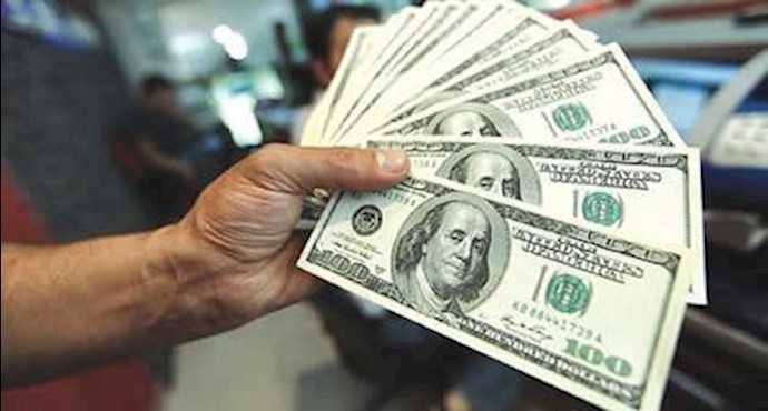 سقوط ارزش ریال در برابر دلار