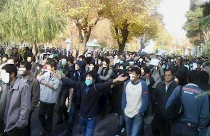 تظاهرات ضدحکومتی دانشجویان دلیر دانشگاه شریف-16آذر88