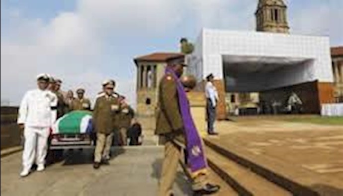 تشییع و آخرین دیدار با نلسون ماندلا