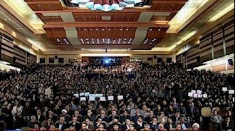 جلسه سخنرانی آخوند روحانی در دانشگاه ملی