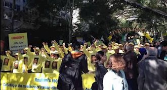 تظاهرات ایرانیان علیه روحانی