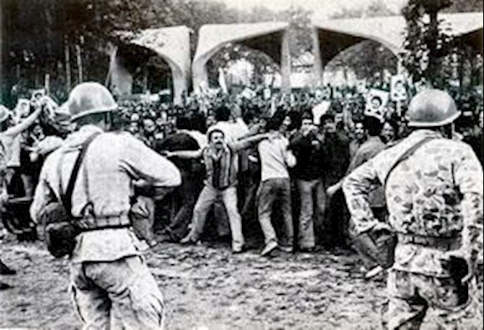 دانشگاه تهران-انقلاب ضد سلطنتی