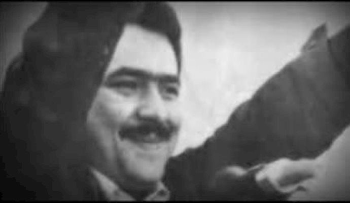 آزادی مسعود رجوی از زندان شاه - فیلمی از ۳۰ دی ماه ۱۳۵۷ - تهران مقابل زندان قصر