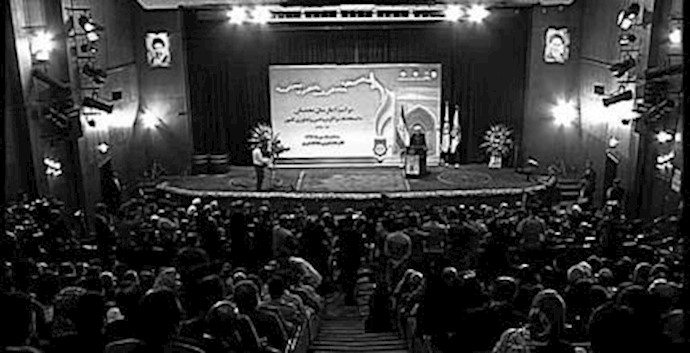 سخنرانی آخوند روحانی در دانشگاه تهران