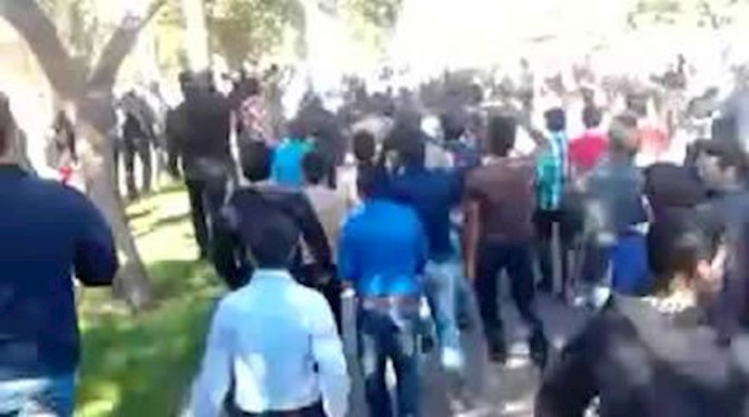 تظاهرات مردم و جوانان در دزفول