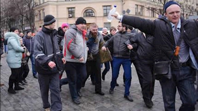 درگیری بین طرفداران دولت جدید اوکراین و مخالفان دولت کنونی