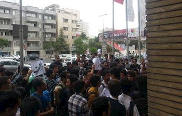 تجمع دانشجویان خواجه نصیر تهران