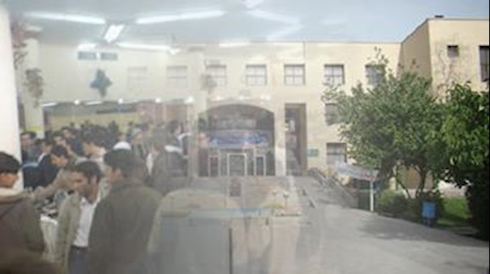تجمع اعتراضی دانشجویان دانشگاه اصفهان