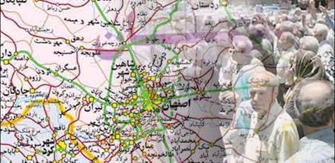 تجمع مردمى در اصفهان