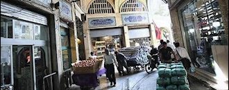 چرخیهای باربر داخل بازار تهران 