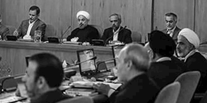 دولت آخوند روحانی